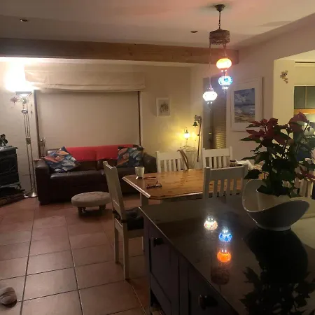 Habitación en casa particular Bedroom With Private Bathroom And Stunning Views In Beautiful Letterkenny