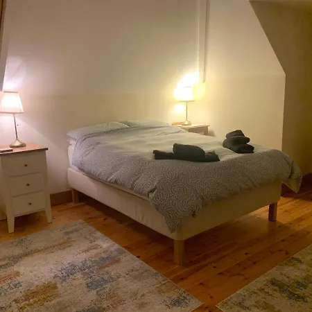 Bedroom With Private Bathroom And Stunning Views In Beautiful Homestay